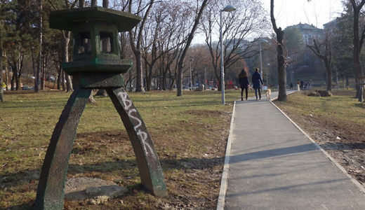 灯篭がいっぱい！ミリャコヴァツ公園