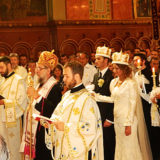 レトロな列車 “ロマンティカ” で収穫祭と正教結婚式へ in スレムスキ・カルロブチ