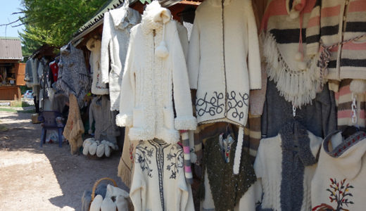 ズラティボルのシロゴイノ村で体験する、昔ながらの生活と手編みの魅力