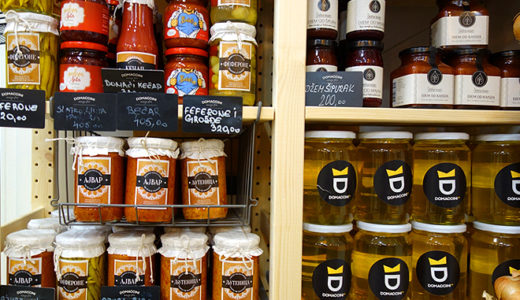 セルビアの自然食品 “Domaccini”